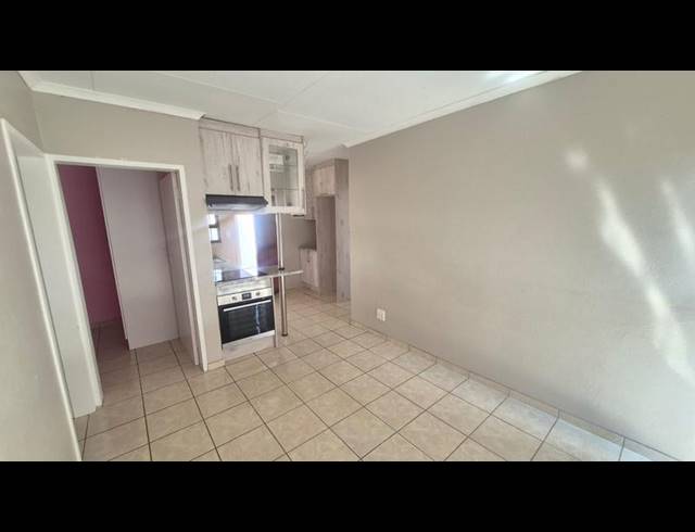 3 BEDROOM PROPERTY TO RENT IN WITPOORTJIE